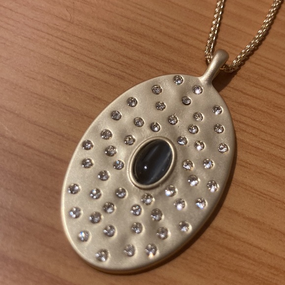 Lucky Brand Pave Set Stone Disc Pendant Necklace - Picture 10 of 10